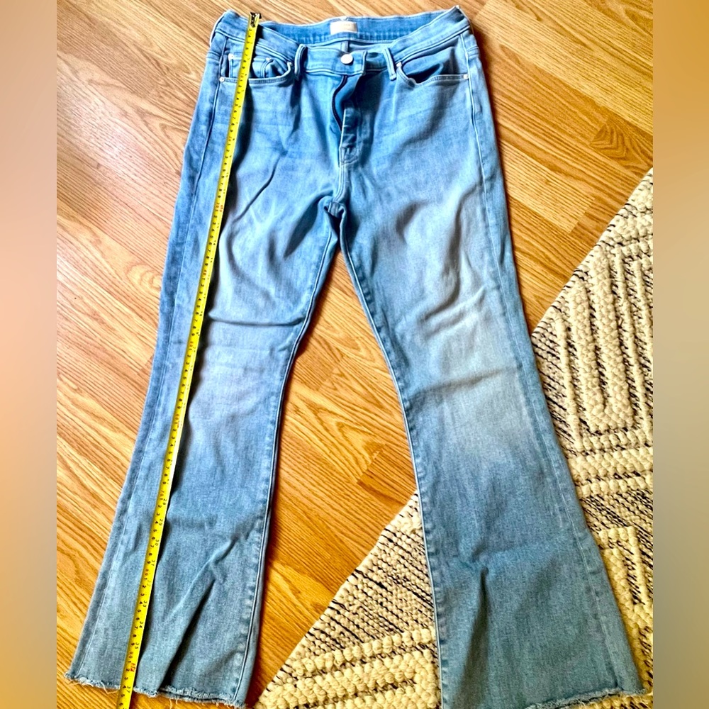 MOTHER “weekend fray” Sz 31 jeans